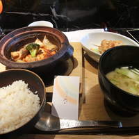 やさい家めい 表参道ヒルズ本家 - 『豆腐つくねハンバーグ』定食 1380 円