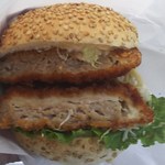 スマイルカフェ - ジューシーメンチカツバーガー　(税抜)250円　※拡大(2017.09.24)