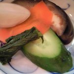 まめ多3715 - 【'11/04/07撮影】銀だら味噌焼 1050円 のお漬物