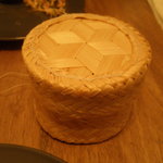 クリヤム - カオニャオの器がおしゃれ