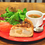 GRANNY SMITH  APPLE PIE & COFFEE - 