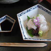 懐石処 末木 - お造り（烏賊、鯛）