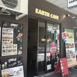 EARTH CAFE - 外観