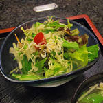 Kurano Bishokukan Kitayakata - 【ランチ】 海鮮丼とサラダと味噌汁と、そして茶碗蒸し \880