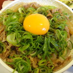 Sukiya - 「ねぎ玉牛丼」（大盛り）＠４８０円