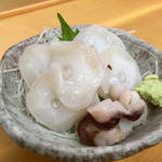 73721178 - 生タコ刺し300円