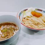 煮干鰮豚骨らーめん 嘉饌 - 煮干鰮(いわし)豚骨つけ麺(並＝180g)　８００円