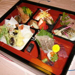 うを七 - 幕の内料理