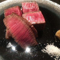 肉割烹 上 - 