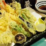 与一 - 魚菜の天ぷら盛り合わせ/大エビフライ（1本）/穴子の天ぷら/フライの盛合せ
