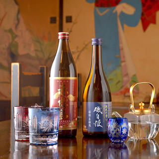 厳選した銘酒たちは、料理によく合う上品な口当たり。