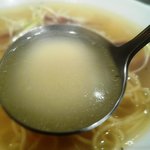 新中国料理 HARAKAWA - 葱と叉焼の細切り汁麺 スープ