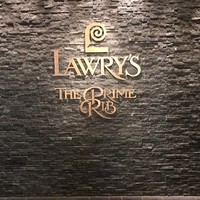 ロウリーズ・ザ・プライムリブ 恵比寿ガーデンプレイス店 - 