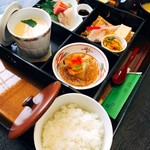 Seasonal Bento (boxed lunch)