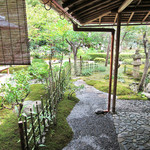 高台寺 十牛庵 - 廊下から有名な日本庭園