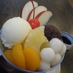 甘味処 日和 - クリームあんみつZOOM