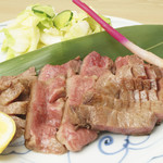 Thick-sliced grilled Cow tongue