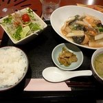 ライオン飯店 - 五目あんかけそば定食