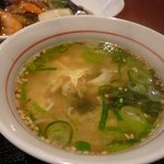 ライオン飯店 - 定食のスープ