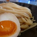 東成きんせい - 鯛塩つけ麺の麺