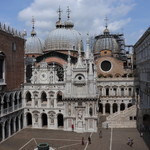 Alle Corone Restaurant - ドゥカーレ宮殿