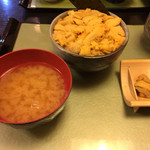 鮨國 - こぼれうに丼3,800円