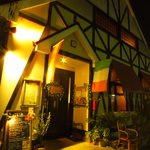 ラ・プリマベーラ - 料理写真:裏路地にある隠れ家レストラン