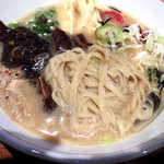 麺と心 7 - 冷やしまぐろそば（2017年7月）（麺）