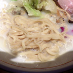 麺と心 7 - 冷やしあさり白湯 ～コクまろ豆乳仕立て～（2017年8月）（麺）