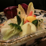 夜景×個室 肉割烹 牛若丸 - 10品目野菜のバーニャカウダー