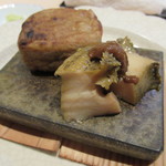 くろぎ - 焼きゴマ豆腐と蒸しアワビ