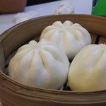 RAVINO NOODLE HOUSE - 1709_RAVINO NOODLE HOUSE_CHA SIEW PAO TIM@18,000Rp(チャーシュー包)