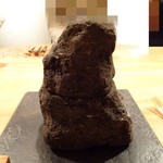 東 - ◆ツガニと穴子のフラン（洋風茶碗蒸し）。 阿蘇の溶岩で作った器で