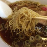 飛田給 大勝軒 - 中華麺 麺リフト