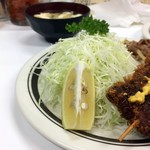 キッチングリーン - レモン大きいし、キャベツもたっぷりです