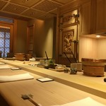 祇園 鮨 忠保 - 店内