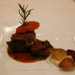 ノーワンズ レシピ - 豚の｢スペアリブのコンフィーと杏のロティー　エピスの香りソースムータルド