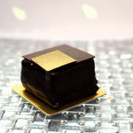 ピエール・エルメ・パリ - キャレマン ショコラ756円