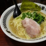 中山堂 - 豚骨醤油らーめん（太麺）
