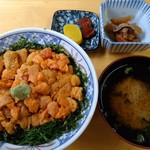 花房 - 大盛うに丼です♪