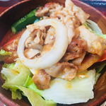IKOBU - 豚肉スタミナサラダ 850円