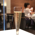 ア・ニュ ルトゥルヴェ・ヴー - 