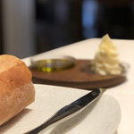 ア・ニュ ルトゥルヴェ・ヴー - 