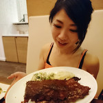 Tommy Bahama Restaurant, Bar & Store - 