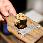 焼肉ホルモンせいご - １キロ６０万円のトリュフ