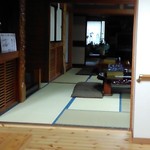 肉そば処 伍らい光 - もちろんお座敷も