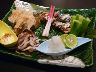 Sugoroku - 秋刀魚のねぎ巻き焼き、エイヒレとイカの一夜干し