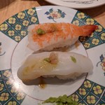 元祖寿司 - エビとイカ。