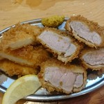 立呑み とんかつ まるや - ひれかつ、芸術的揚げあがり。