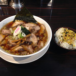 Ramemmizusawa - チャーシュー麺大盛り&無料ライス